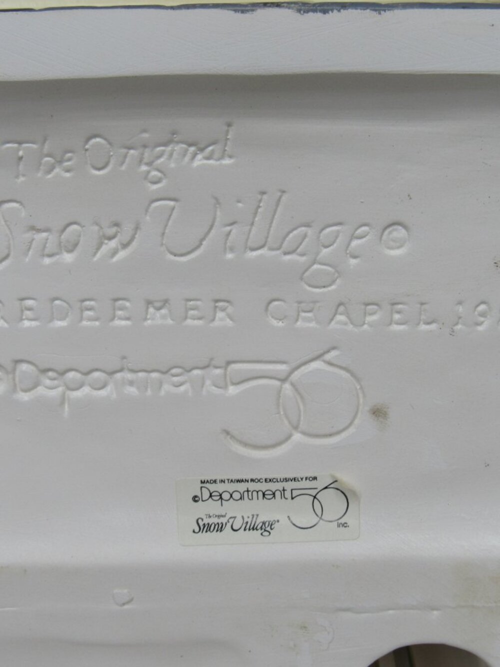 Dept. 56 REDEEMER CHURCH Snow Village House 1988 5127-6 - Picture 9 of 11